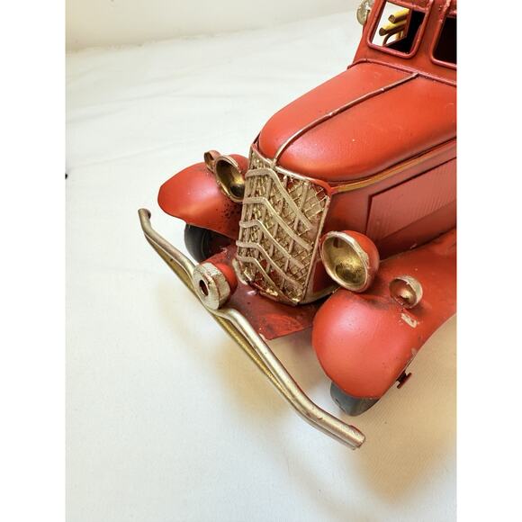 Metal Art 1930’s Fire Fighter Pumper Truck Home Decor - Picture 12 of 16